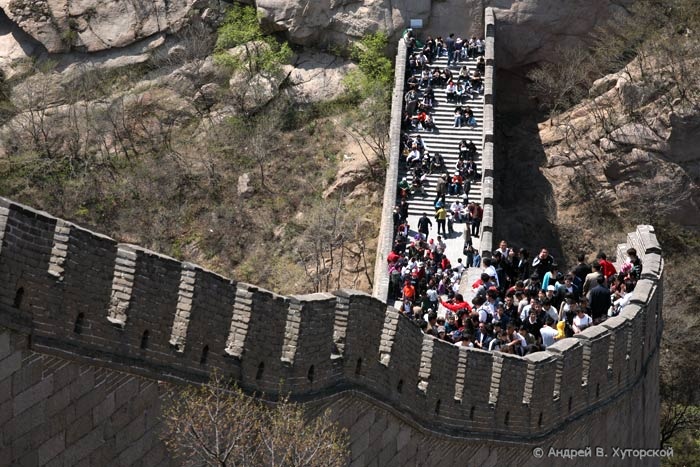 Какова длина великой китайской. Китайская стена поделка. Макет Великой китайской стены своими руками. Великая китайская стена своими руками. Как сделать китайскую стену.
